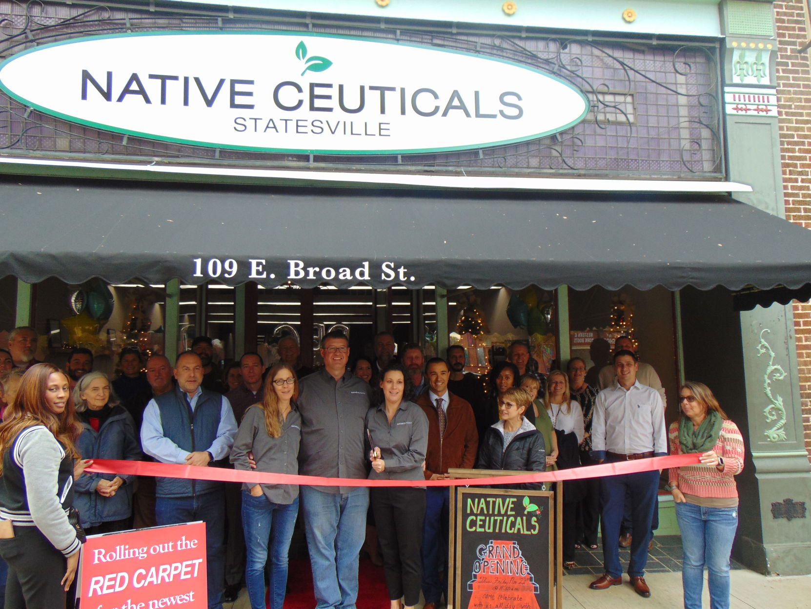 Native Ceuticals grand opening (31).JPG